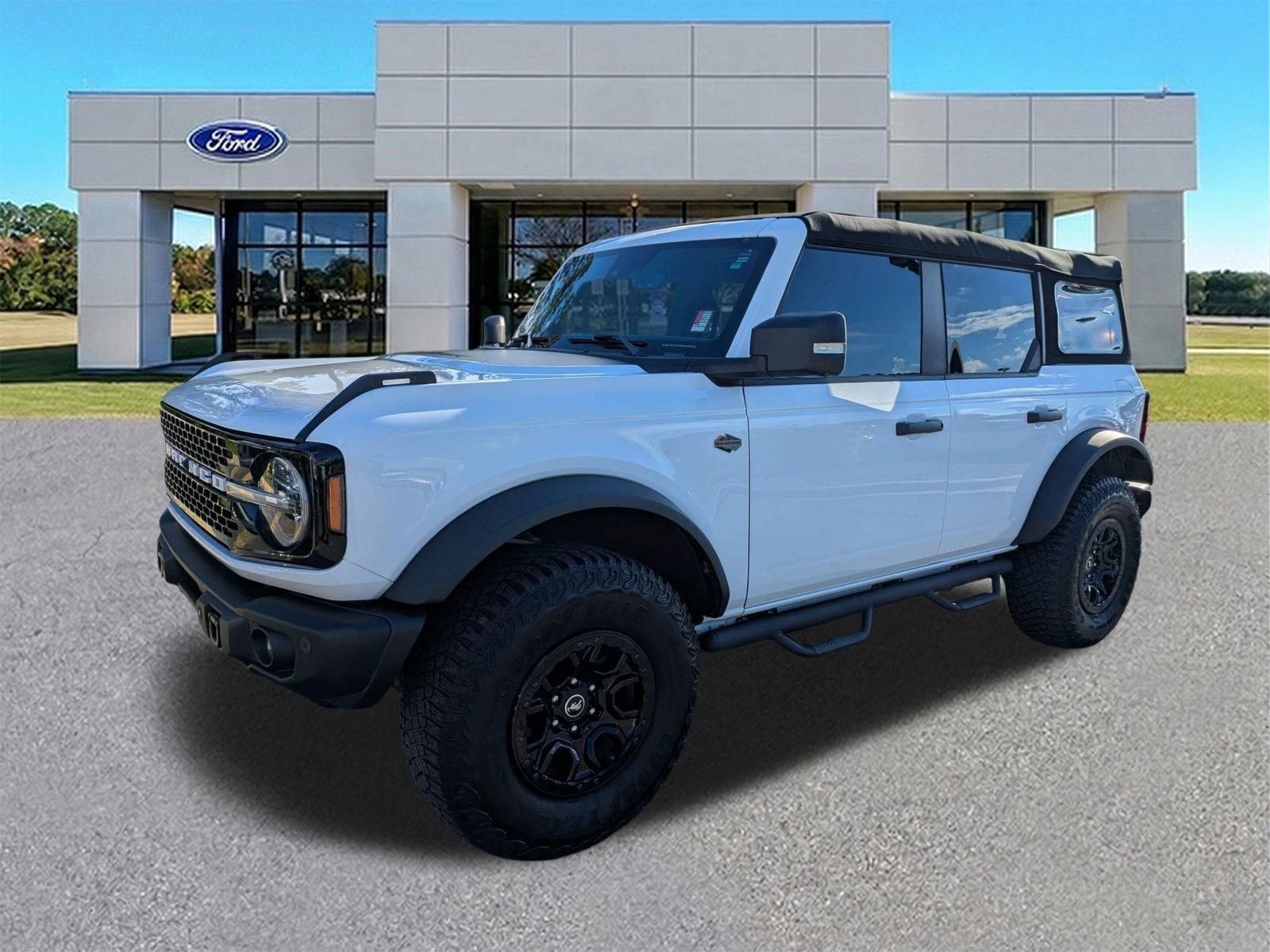 Used 2023 Ford Bronco Wildtrak AWD/4WD image 8