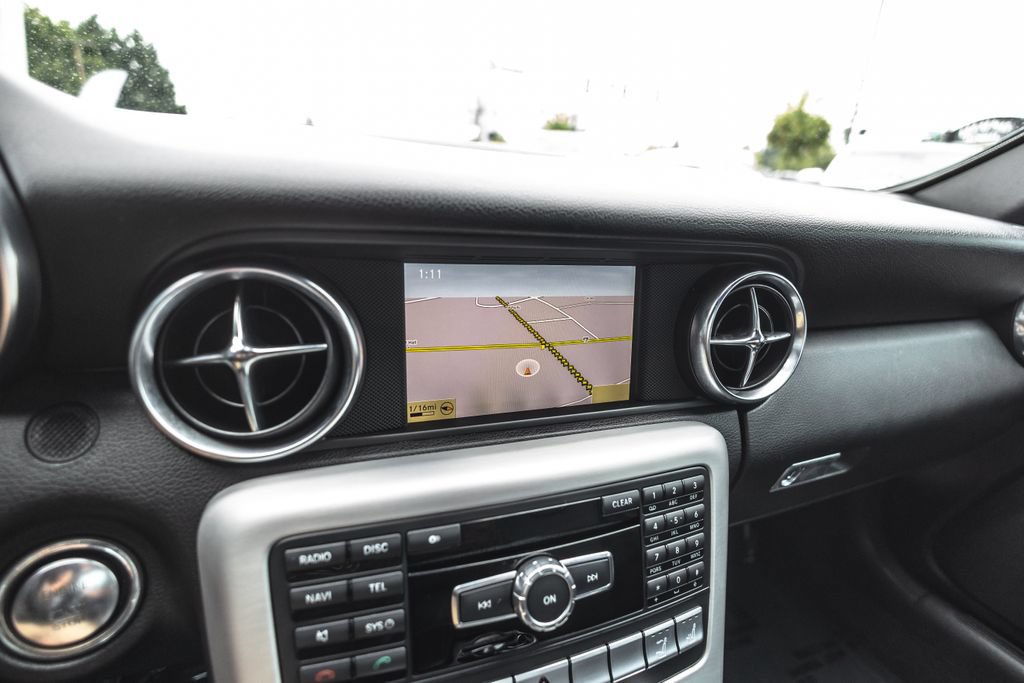 Used 2012 Mercedes-Benz SLK 250 image 14