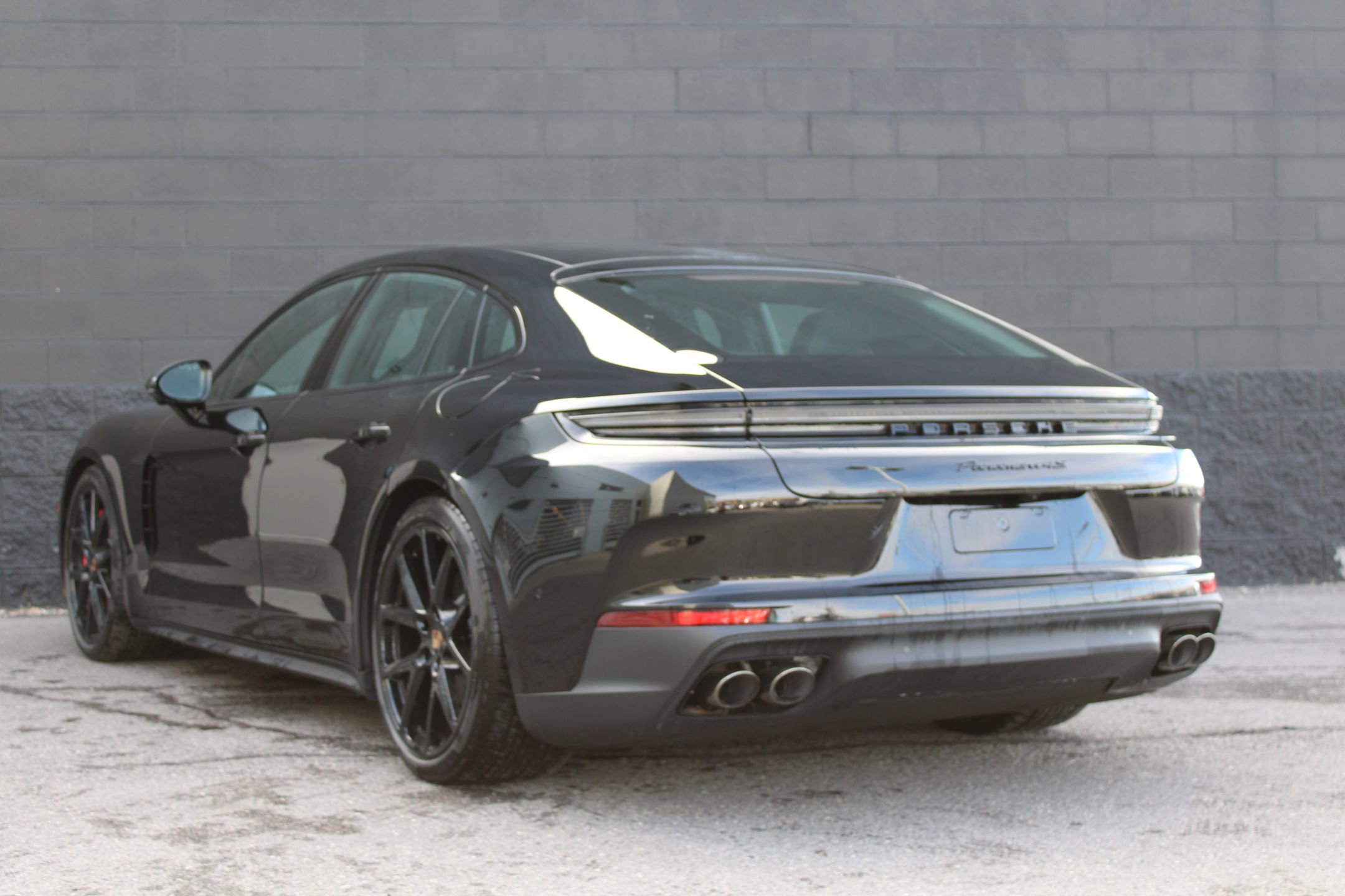 New 2026 Porsche Panamera 4S image 3