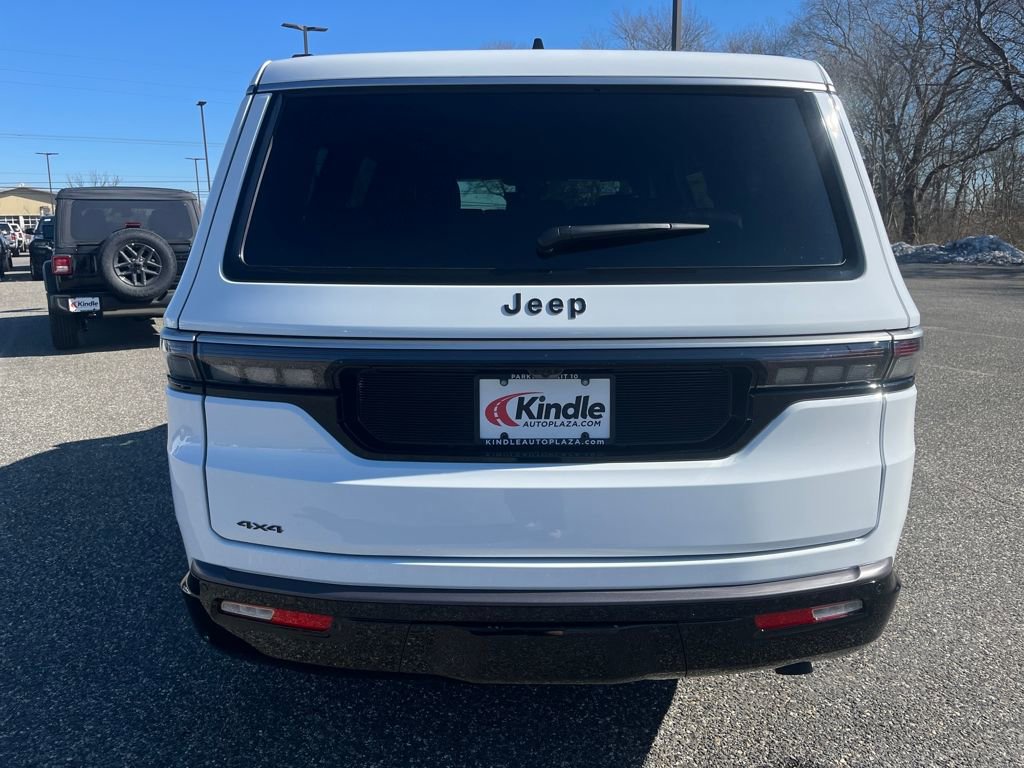 New 2026 Jeep Grand Wagoneer 4WD image 26