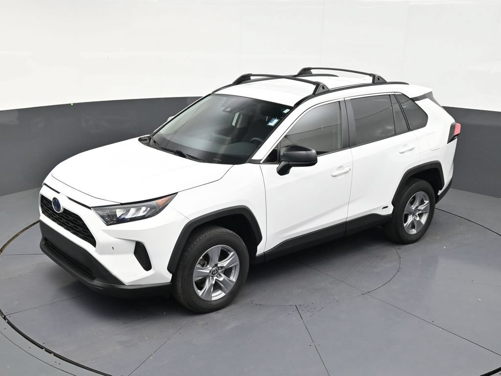 Used 2022 Toyota RAV4 LE AWD/4WD image 13
