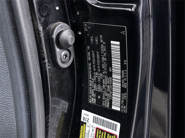 Used 2024 Toyota Sienna XLE image 35