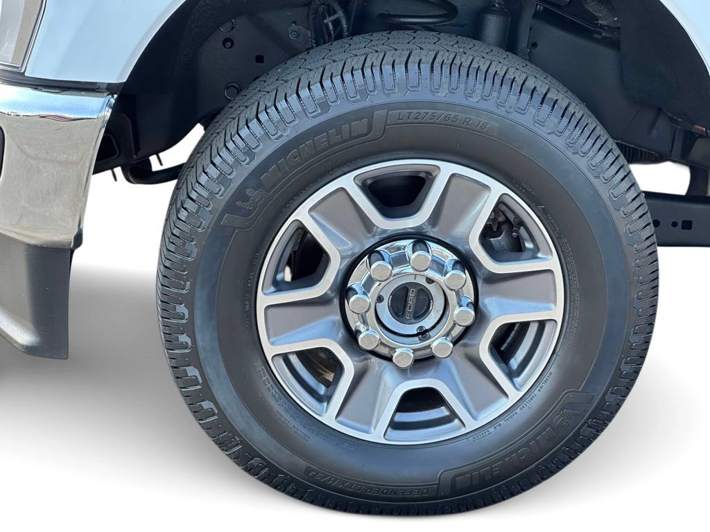 Certified 2025 Ford F250 XLT AWD/4WD image 8