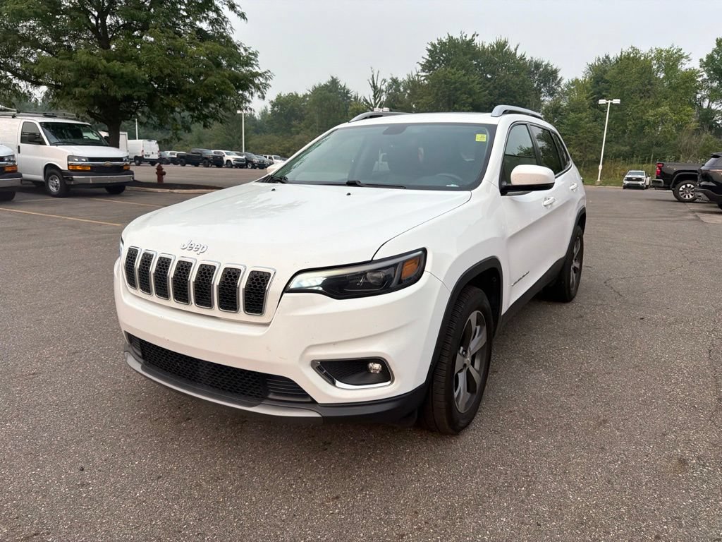 Used 2019 Jeep Cherokee Limited w/ Luxury Group AWD/4WD image 4