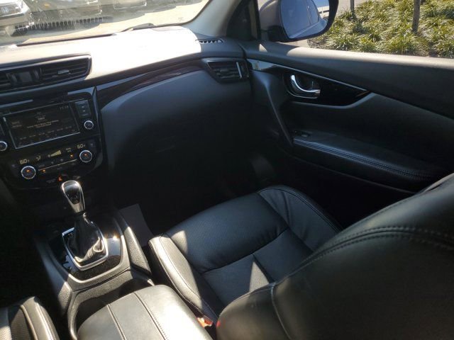 Used 2021 Nissan Rogue Sport SL image 22