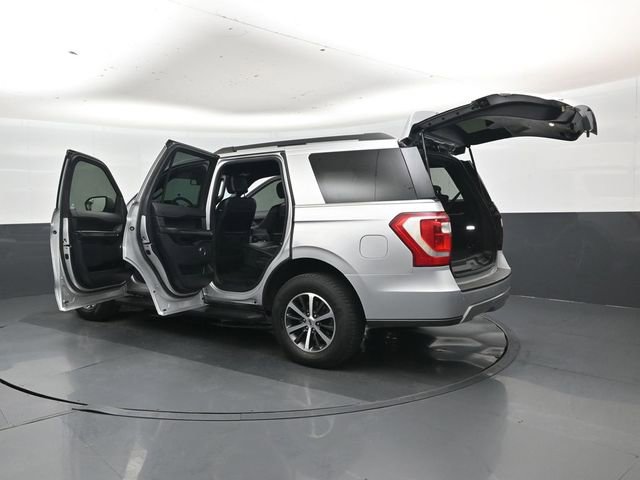 Used 2019 Ford Expedition XLT w/ Equipment Group 201A AWD/4WD image 50