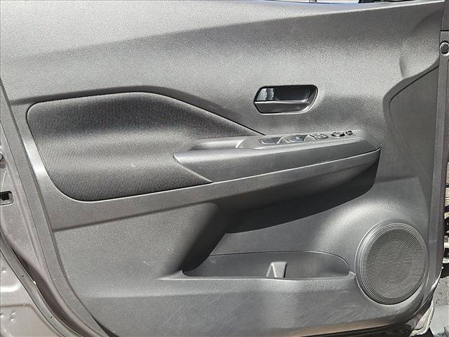 Used 2021 Nissan Kicks S FWD image 9