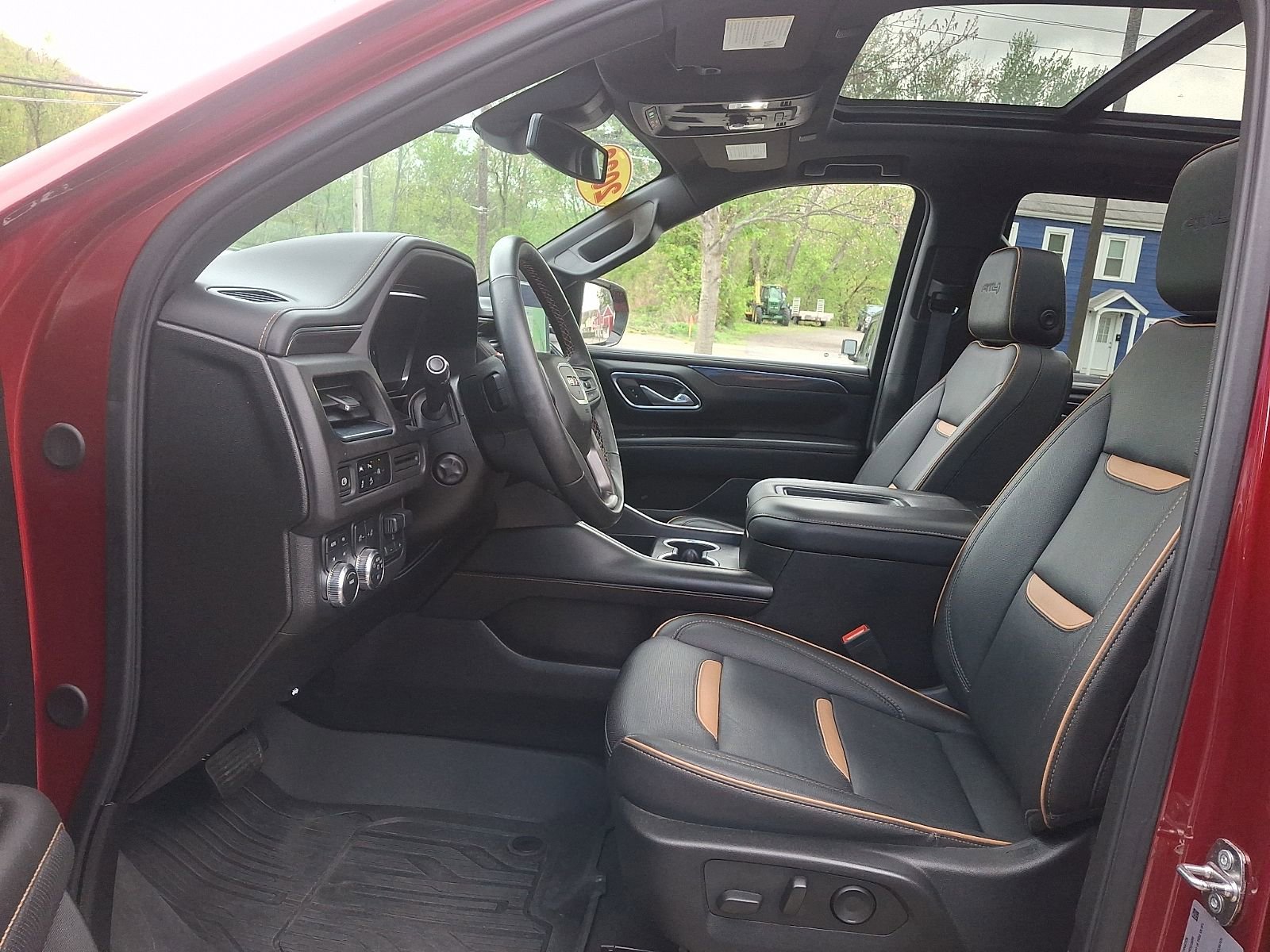 Used 2023 GMC Yukon AT4 w/ LPO, Floor Liner Package AWD/4WD image 14
