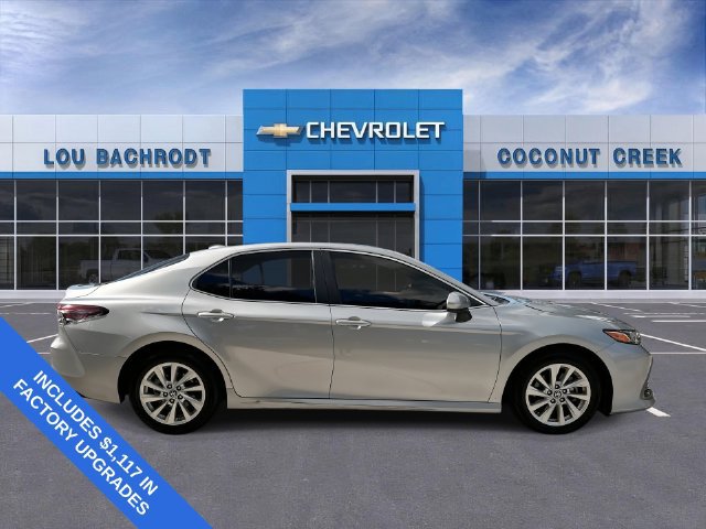 Used 2023 Toyota Camry LE FWD image 9