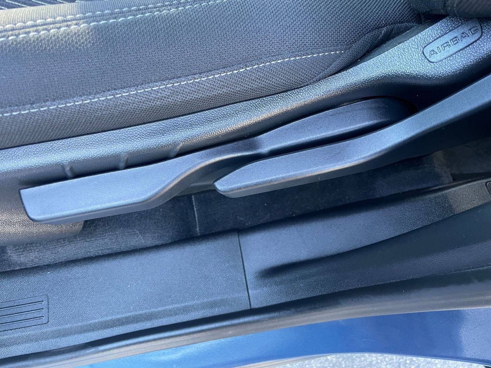 Used 2025 Chevrolet Equinox LT image 23