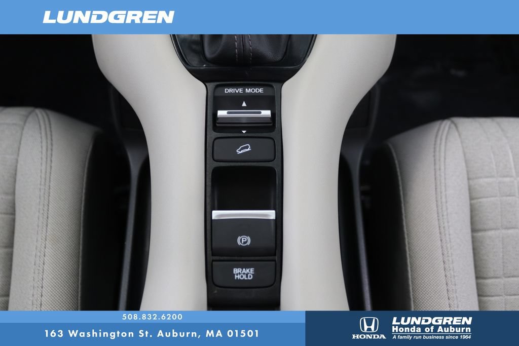 Used 2025 Honda HR-V LX image 25