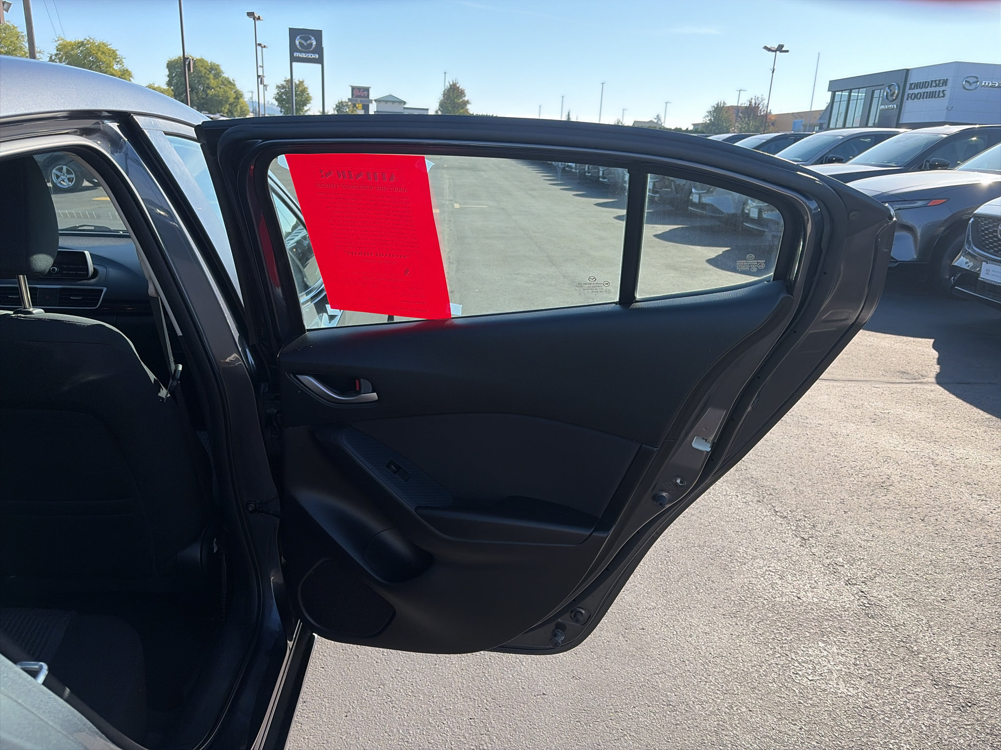Used 2014 MAZDA MAZDA3 i Touring FWD image 15
