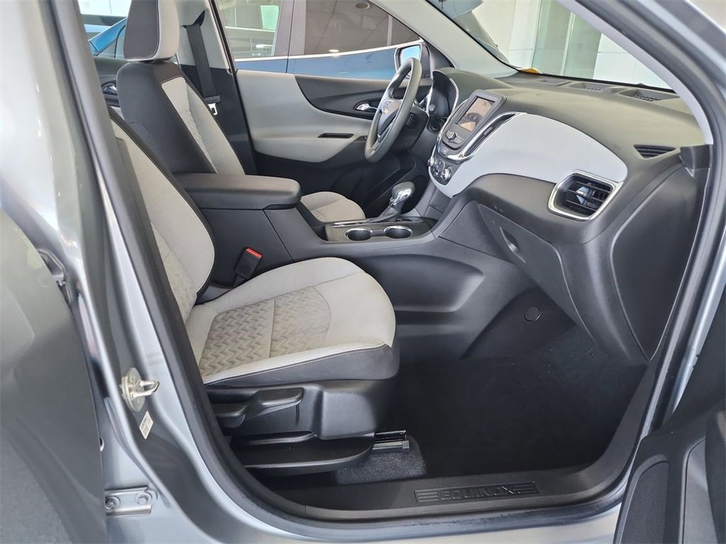 Certified 2023 Chevrolet Equinox LS w/ Sport Edition image 27