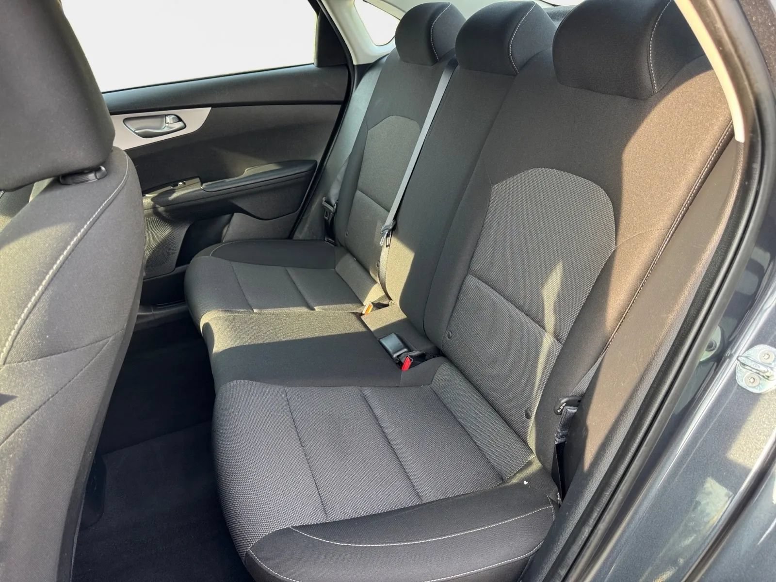 Used 2023 Kia Forte LXS w/ LXS Technology Package FWD image 11