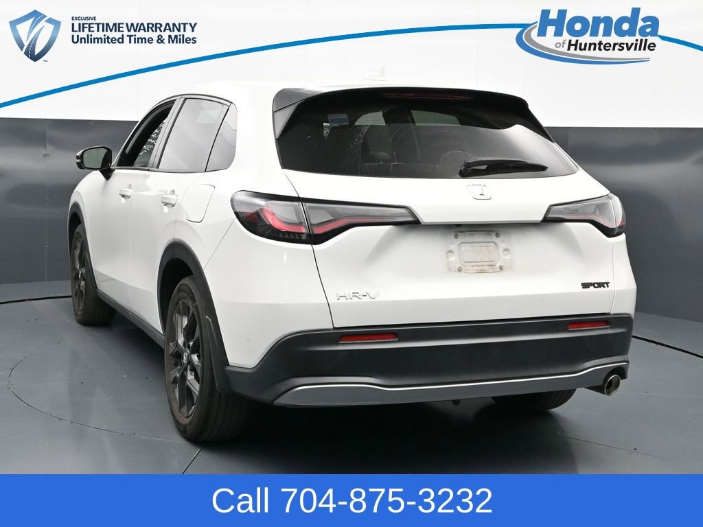 Used 2023 Honda HR-V Sport image 6
