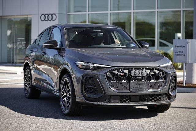 New 2026 Audi SQ5 Prestige AWD/4WD image 2
