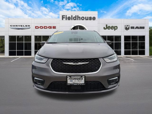 Used 2023 Chrysler Pacifica Touring-L FWD image 8