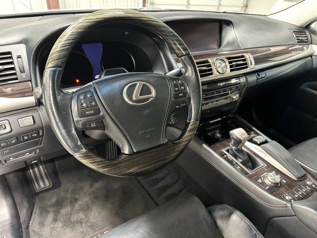 Used 2015 Lexus LS 460 L image 13