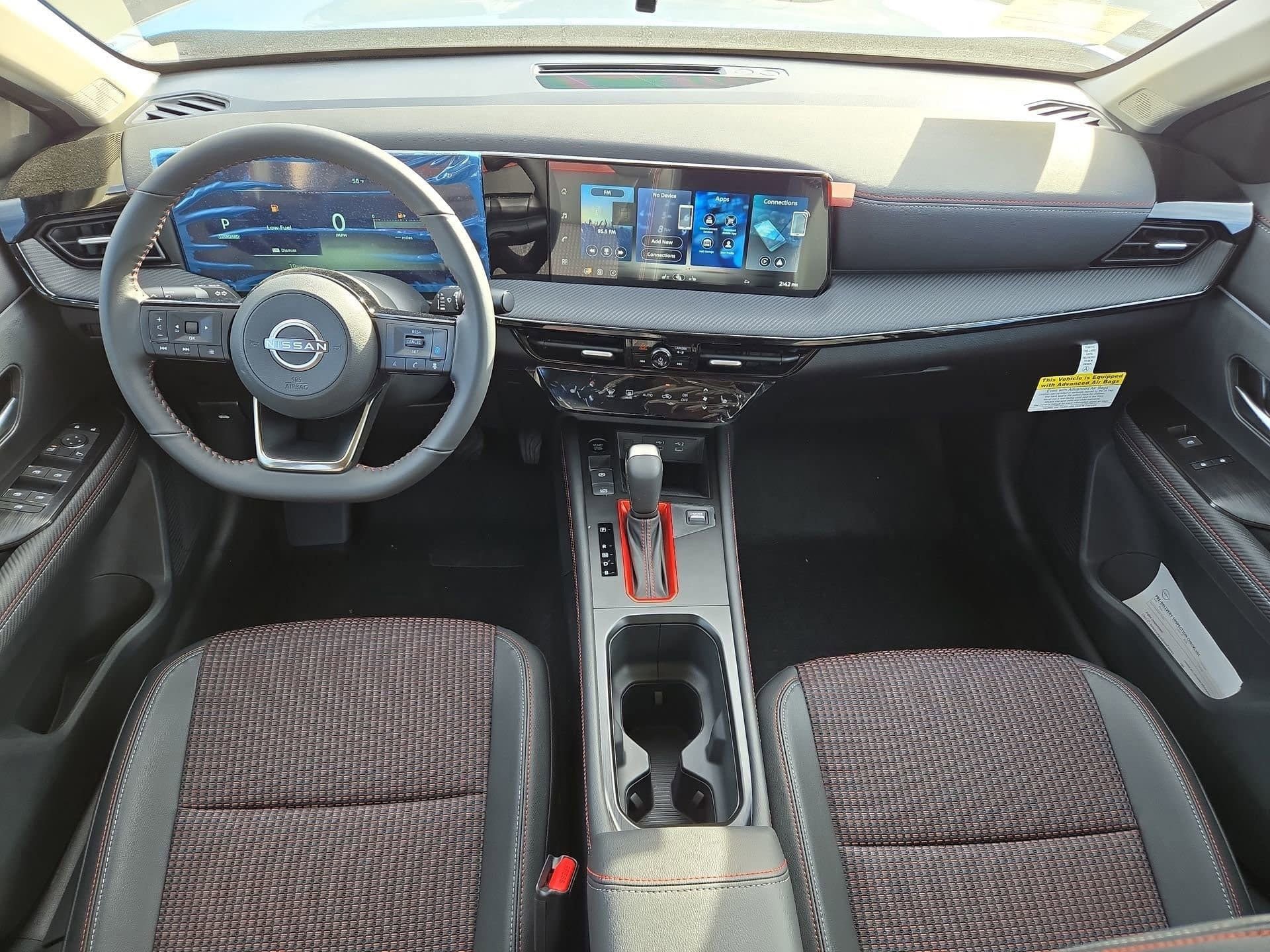 New 2026 Nissan Kicks SR w/ Cold Weather Package AWD/4WD image 12