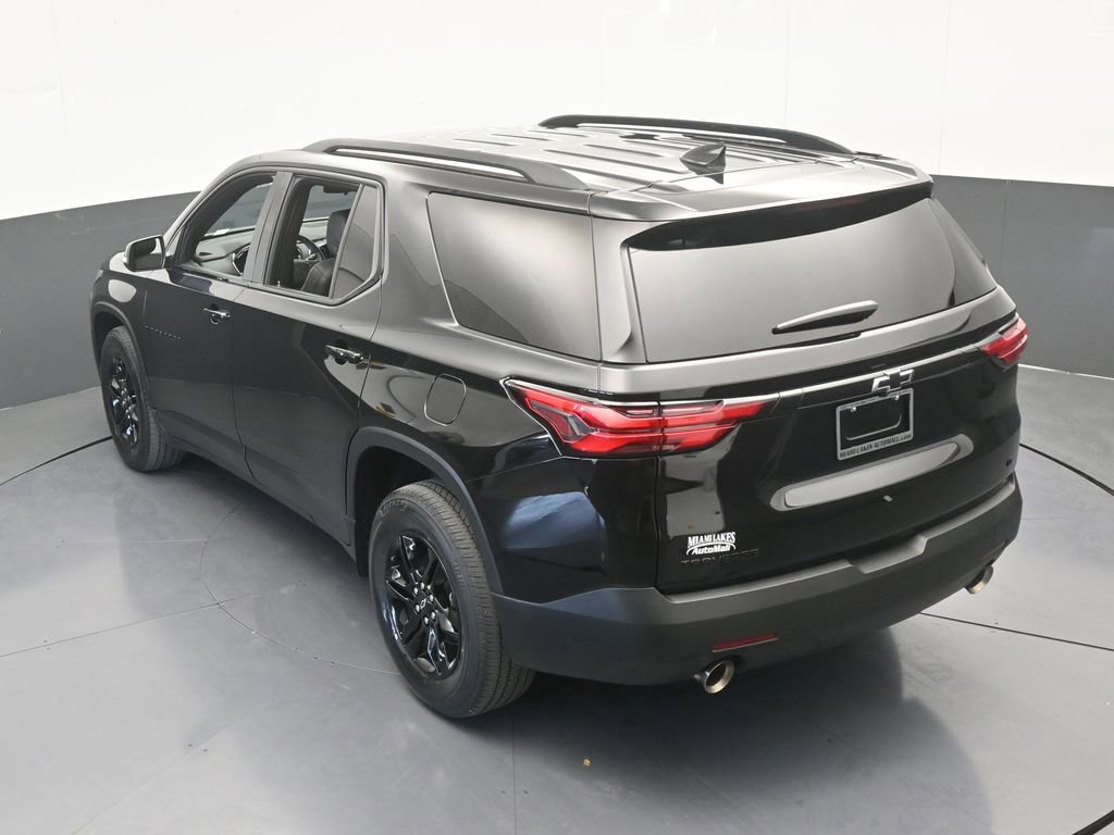 Used 2023 Chevrolet Traverse LT w/ Midnight/Sport Edition image 52
