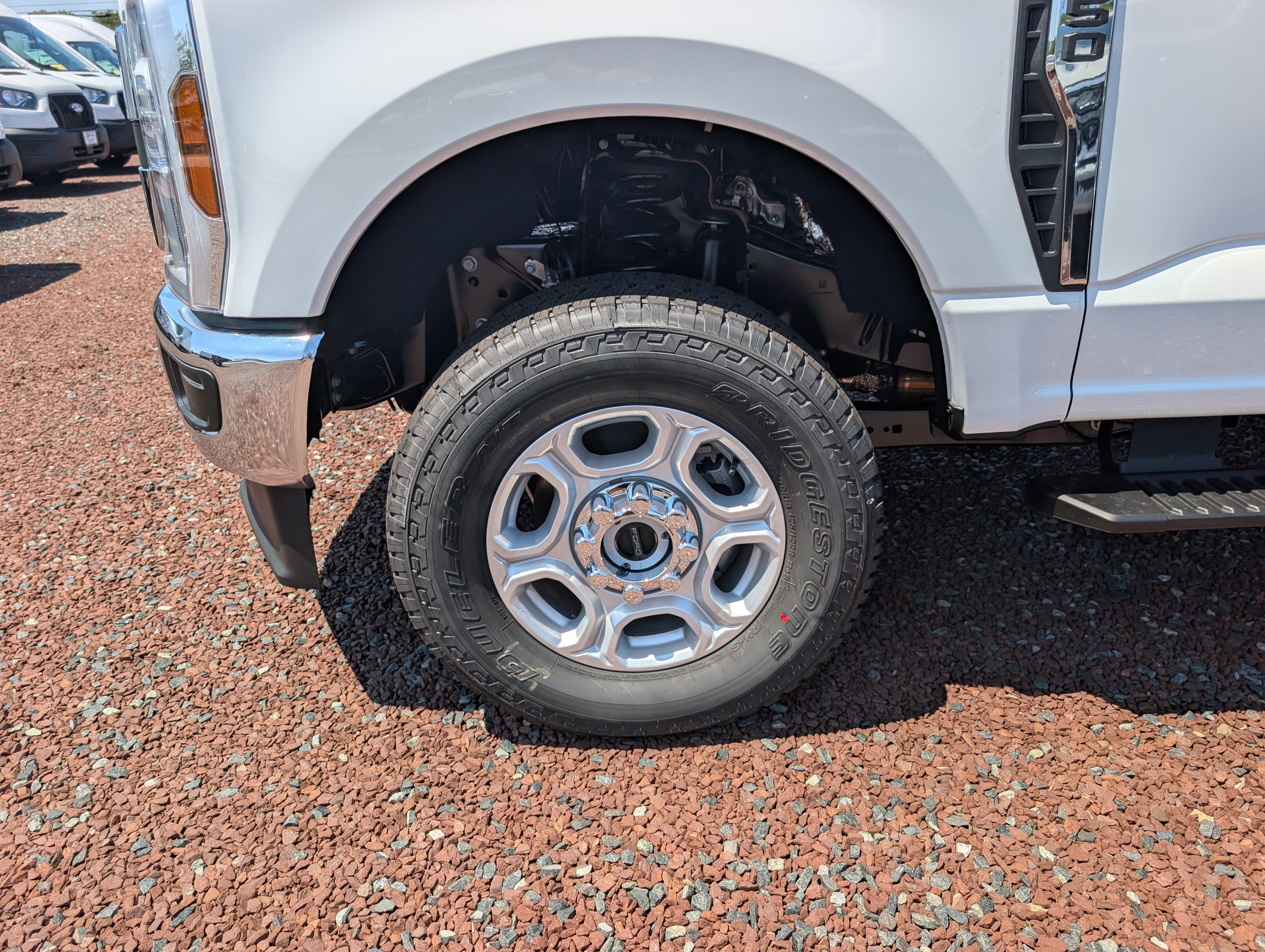 New 2026 Ford F250 XLT w/ FX4 Off-Road Package AWD/4WD image 5