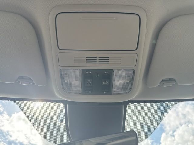 New 2026 Honda Odyssey Touring image 29