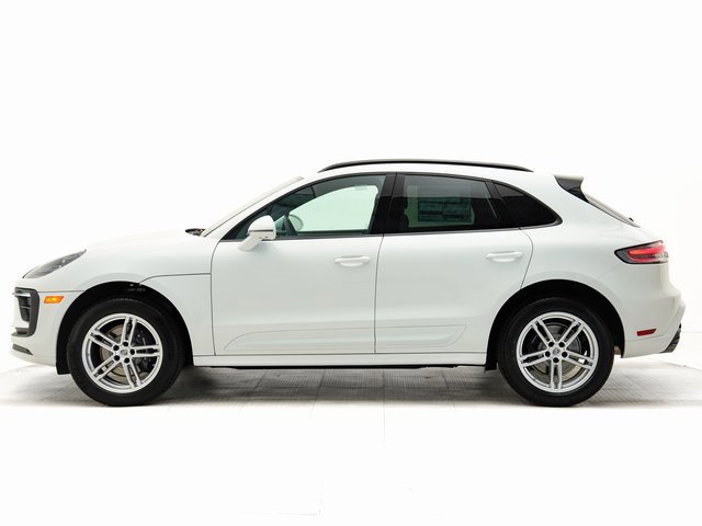 New 2026 Porsche Macan image 2