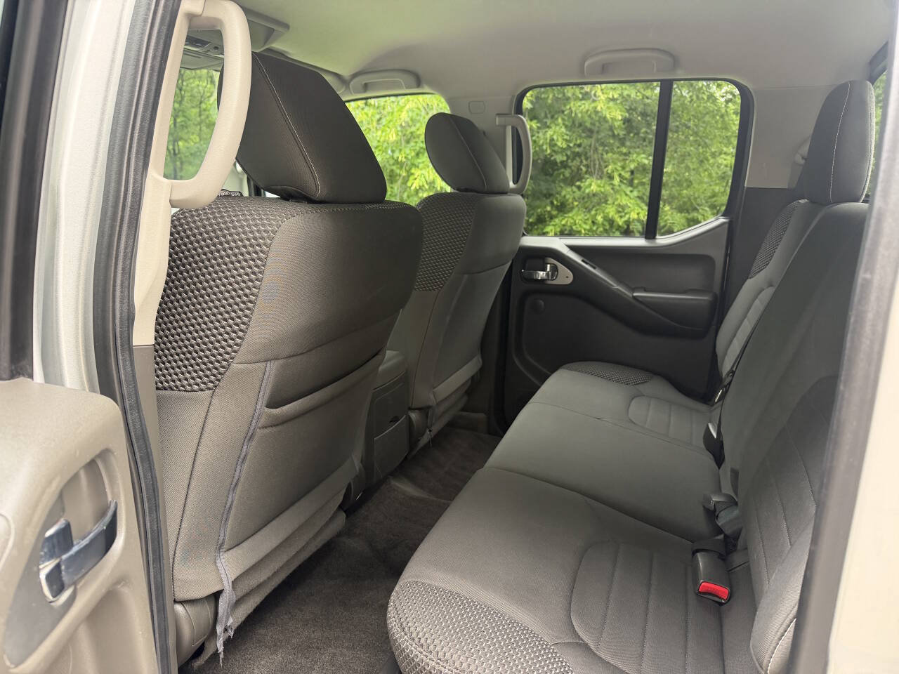 Used 2016 Nissan Frontier PRO-4X AWD/4WD image 12