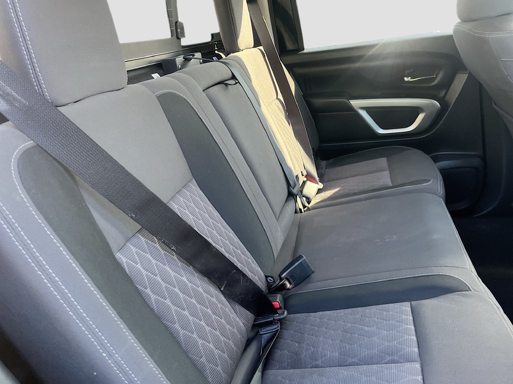 Used 2024 Nissan Titan SV w/ SV Convenience Package AWD/4WD image 27