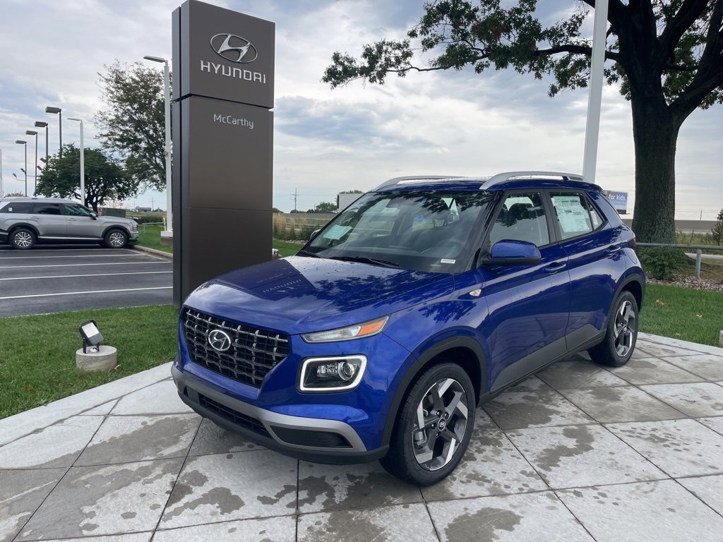 New 2025 Hyundai Venue Limited