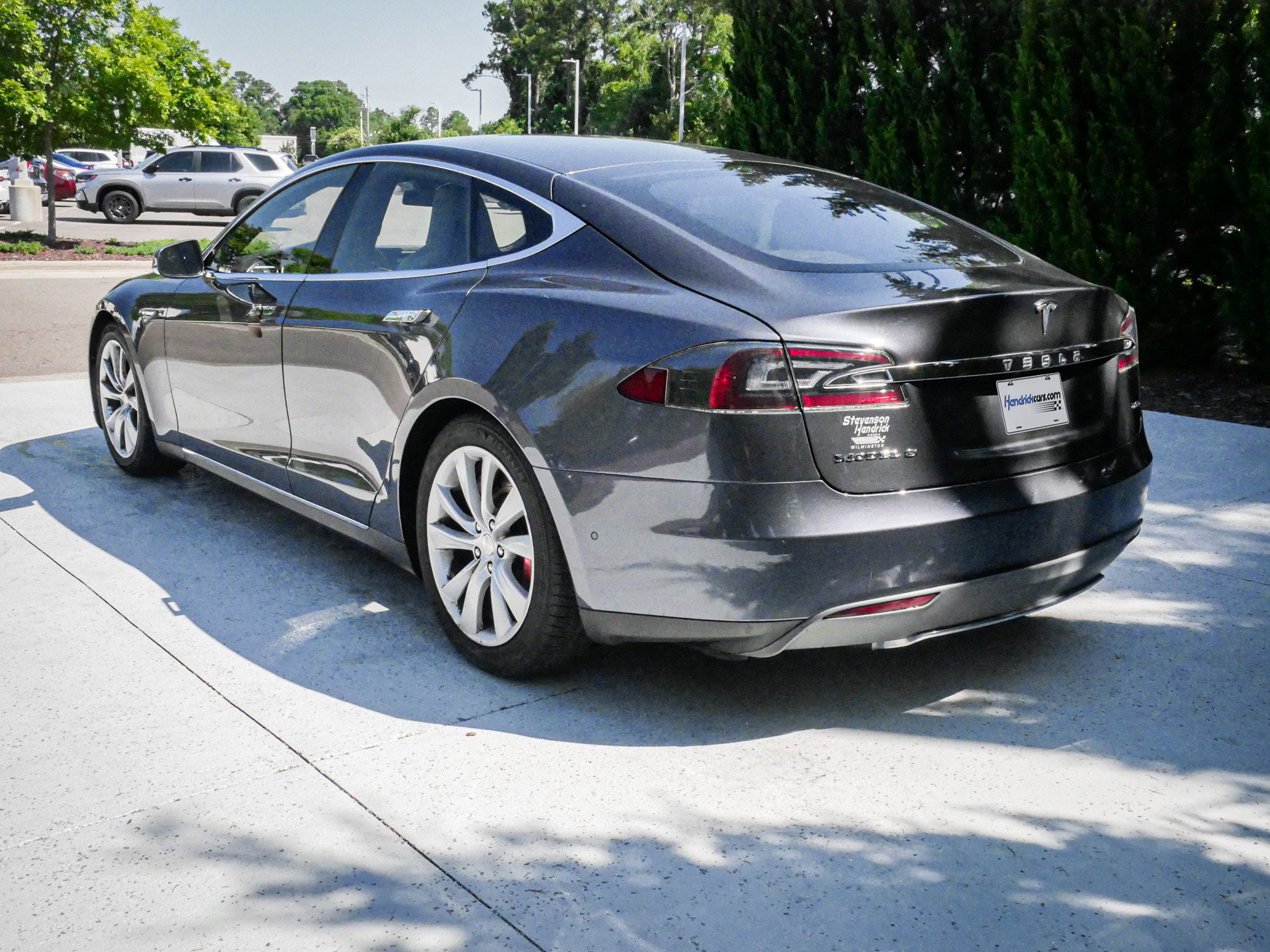 Used 2015 Tesla Model S 70D AWD/4WD image 9
