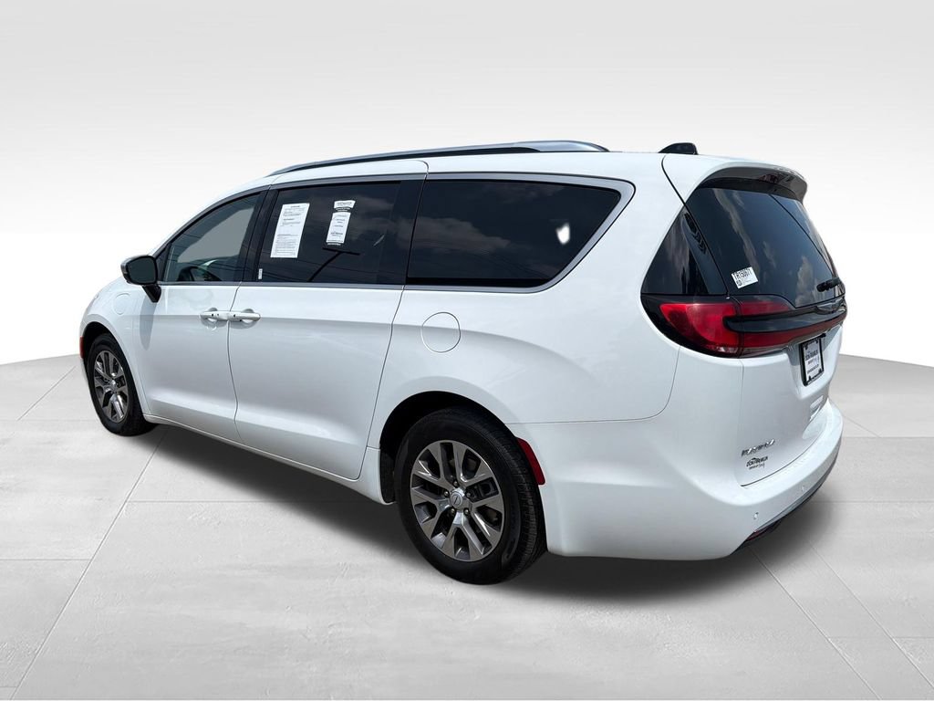 Used 2026 Chrysler Pacifica Pinnacle FWD video 3