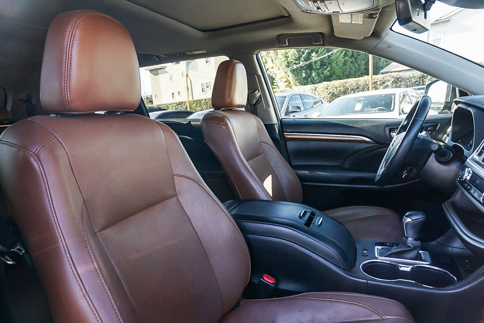 Used 2017 Toyota Highlander Limited image 18