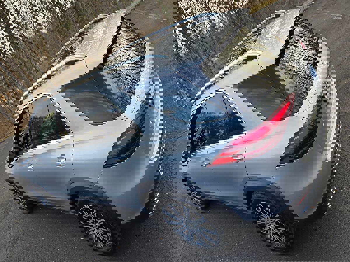 Used 2024 Mercedes-Benz GLE 350 4MATIC SUV image 79