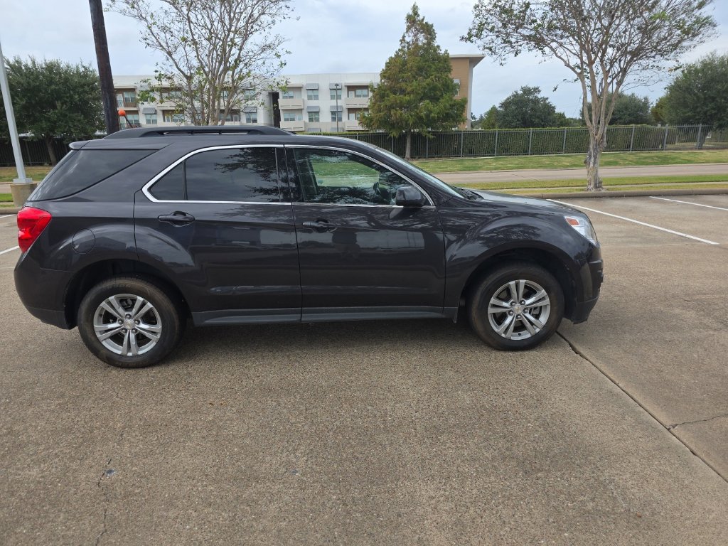 Used 2015 Chevrolet Equinox LT w/ Driver Convenience Package FWD image 4