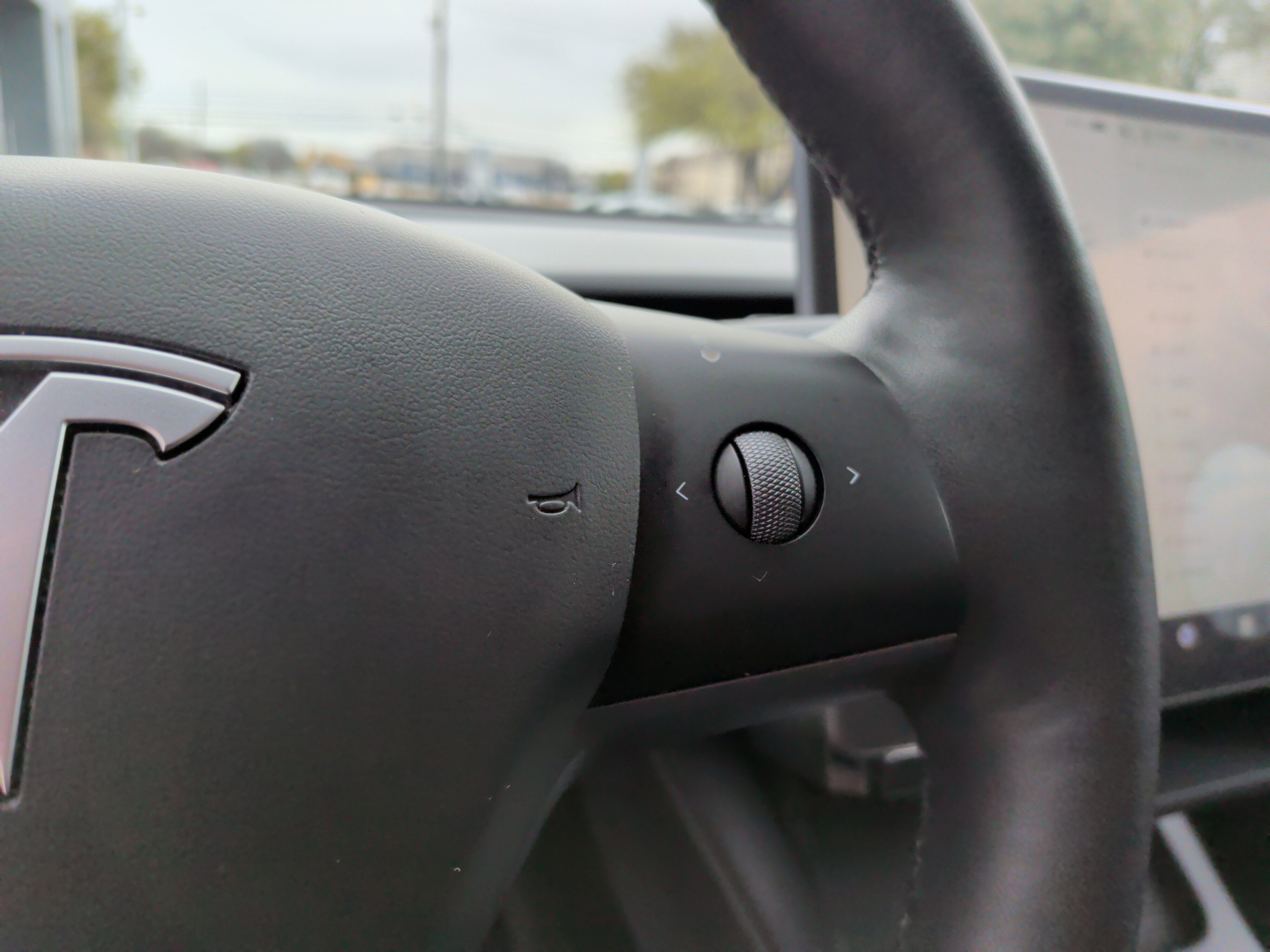 Used 2025 Tesla Model Y Long Range image 20