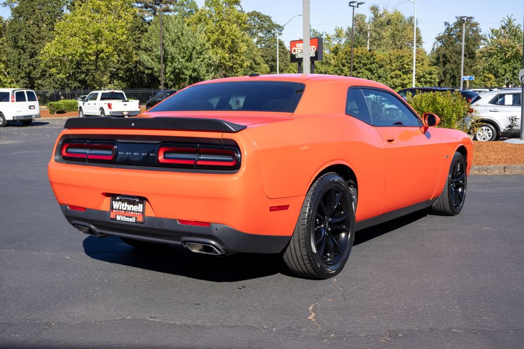 Used 2018 Dodge Challenger R/T w/ Driver Convenience Group RWD image 7