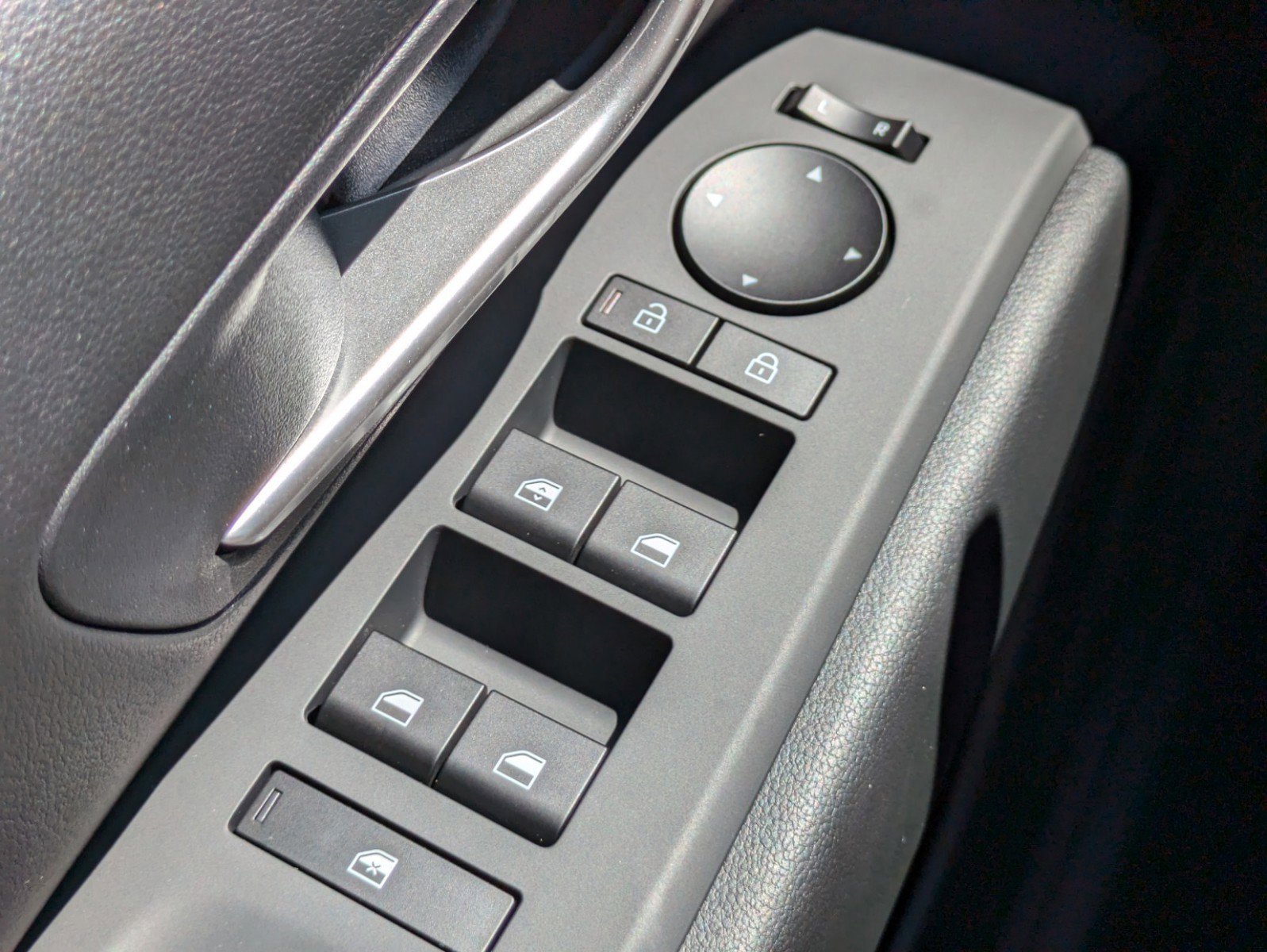 New 2026 Hyundai Santa Cruz SE image 25