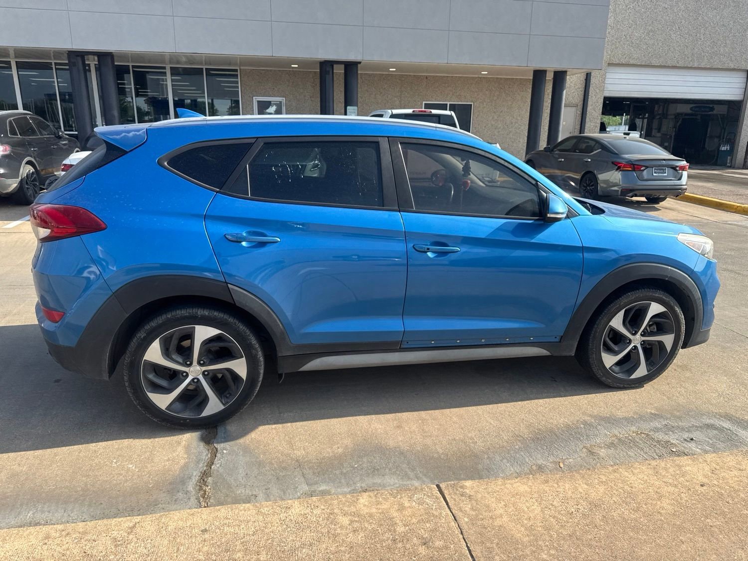 Used 2018 Hyundai Tucson Sport FWD image 11