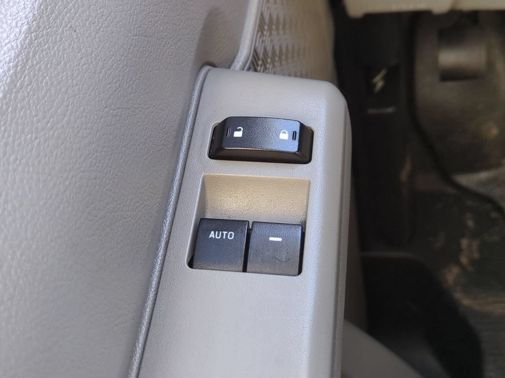 Used 2024 Ford E-350 and Econoline 350 Super Duty w/ Power Windows & Locks Group RWD image 23