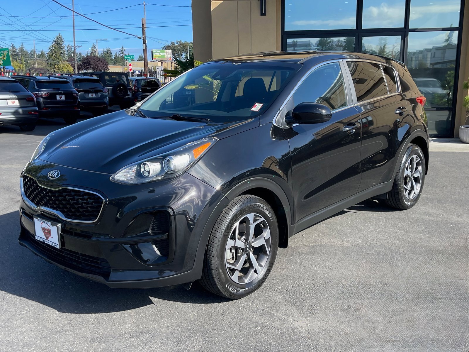 Used 2020 Kia Sportage LX image 10