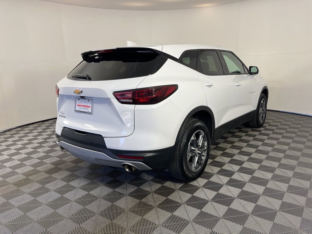 Certified 2025 Chevrolet Blazer LT image 5