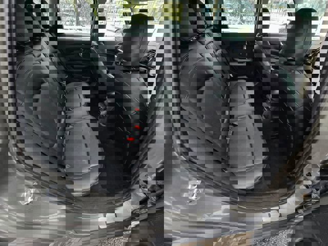 Used 2017 MINI Cooper Clubman ALL4 image 13