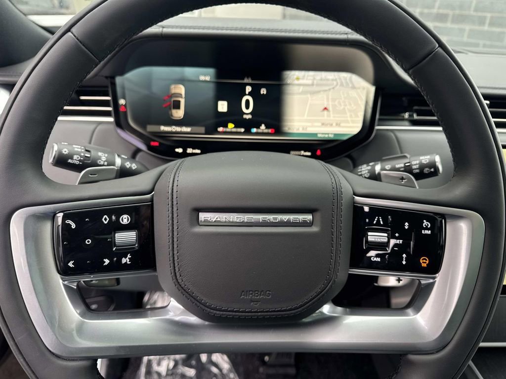 New 2026 Land Rover Range Rover SE image 25