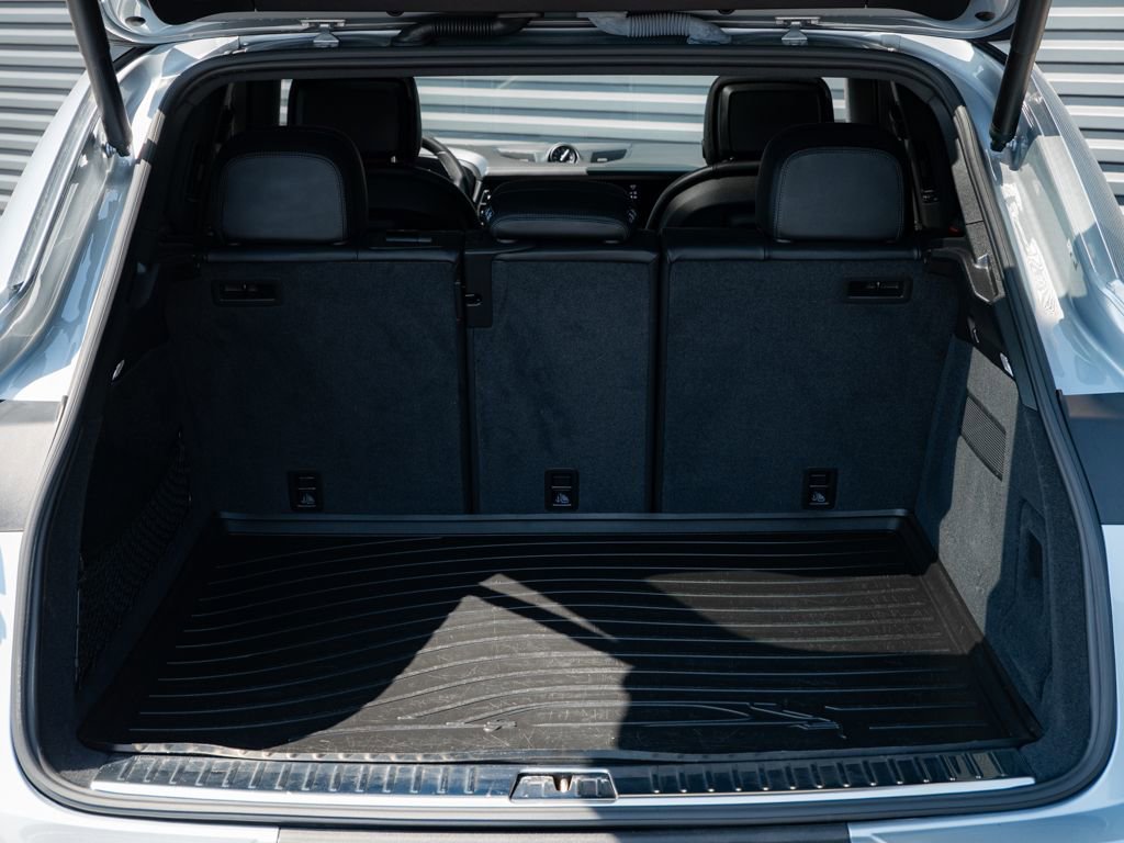 Certified 2024 Porsche Cayenne Coupe AWD/4WD image 32