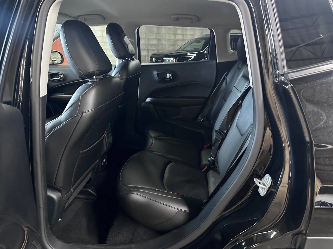 Used 2019 Jeep Compass Limited image 7