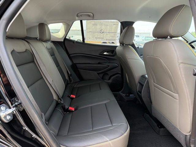 New 2026 Chevrolet Trax ACTIV FWD image 4