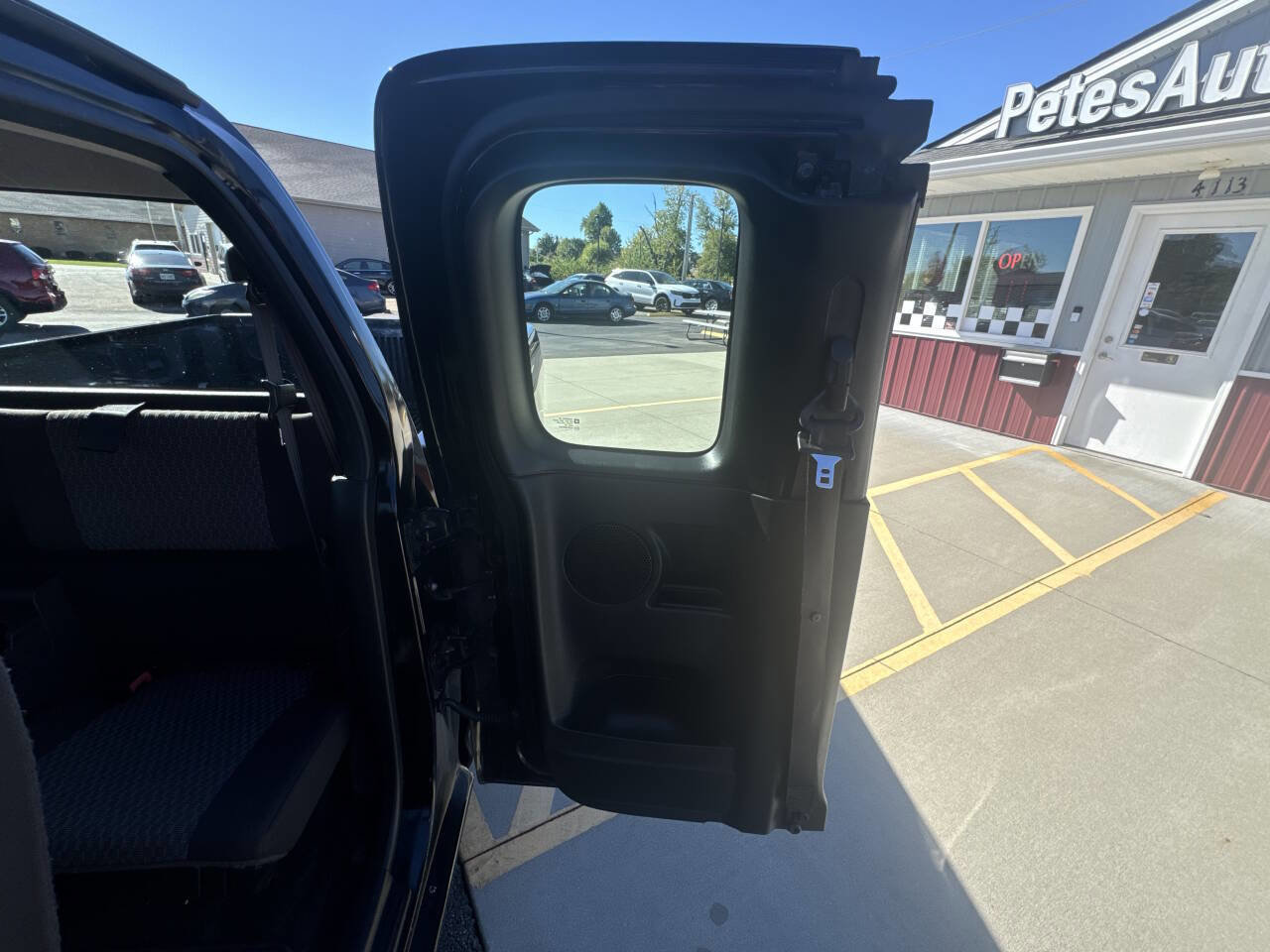 Used 2011 Chevrolet Colorado W/T image 19