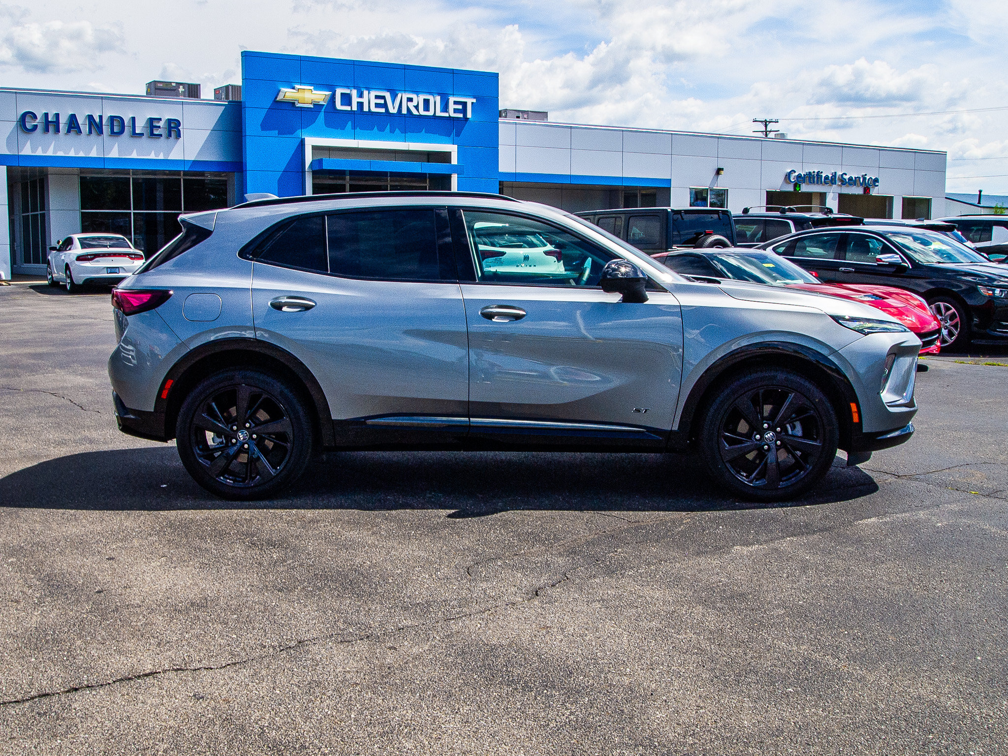 Used 2025 Buick Envision Sport Touring AWD/4WD image 8