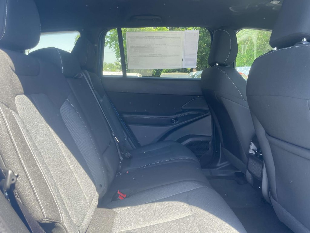 New 2026 Jeep Cherokee Laredo AWD/4WD image 17
